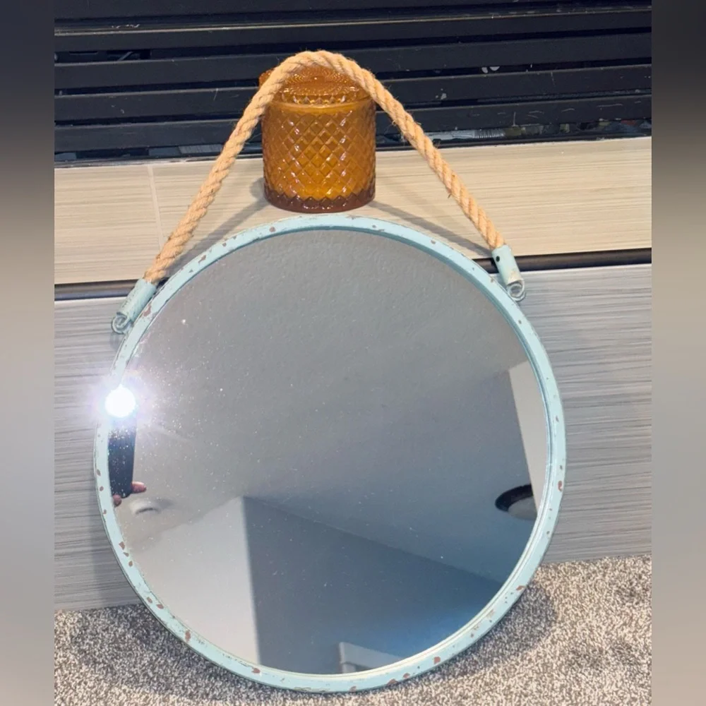 ROUND TURQUOISE MIRROR WITH ROPE! Decor NAUTICAL , BATHROOM, bABY rOOM !